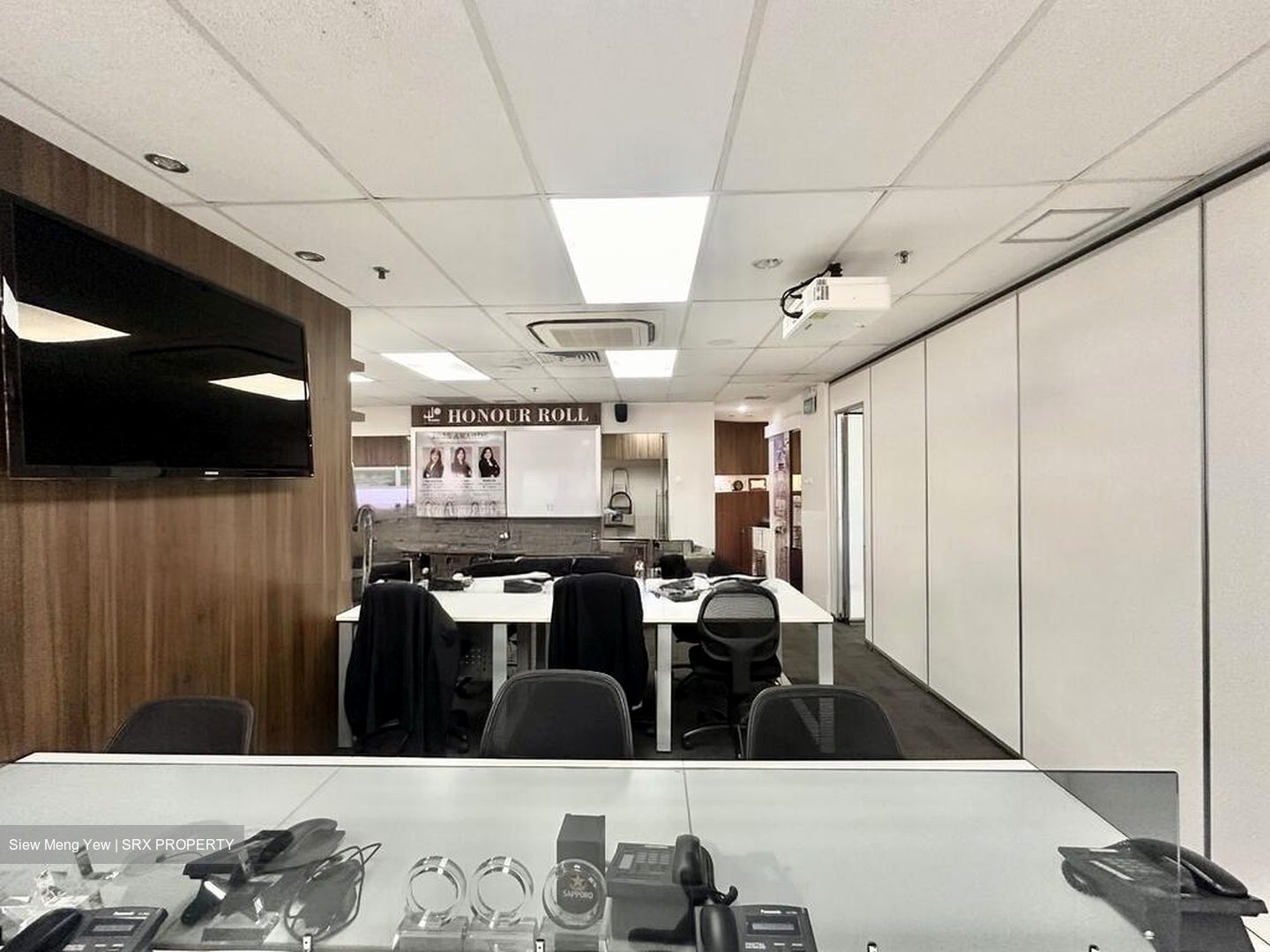 International Plaza (D2), Office #521653941